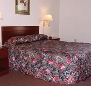 Red Carpet Inn Chambersburg hotel detail image 5