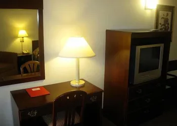 Red Carpet Inn Chambersburg hotel thumbnail 7