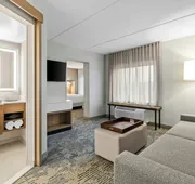 Springhill Suites Pittsburgh Airport hotel detail image 7