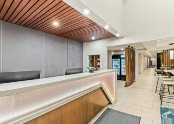 Springhill Suites Pittsburgh Airport hotel thumbnail 3