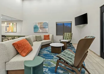 Springhill Suites Pittsburgh Airport hotel thumbnail 4
