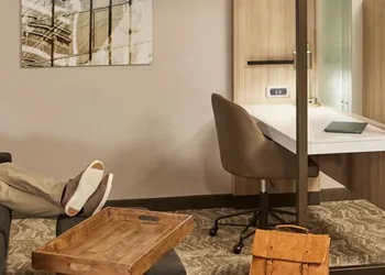 Springhill Suites Pittsburgh Airport hotel thumbnail 6