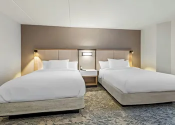 Springhill Suites Pittsburgh Airport hotel thumbnail 8