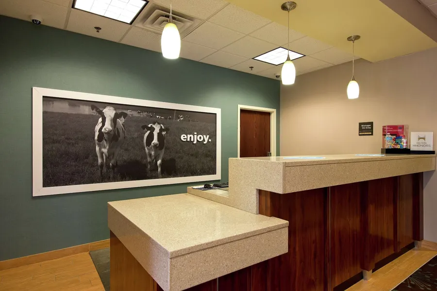 Hampton Inn Martinsburg South-Inwood hotel detail image 2
