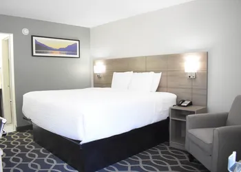 Quality Inn Manning I-95 hotel thumbnail 8