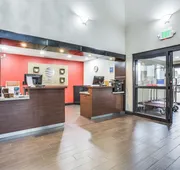 Comfort Inn & Suites Love Field - Dallas Market Center hotel detail image 3