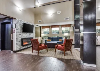 Comfort Inn & Suites Love Field - Dallas Market Center hotel thumbnail 5