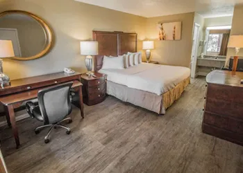 Days Inn by Wyndham Fort Walton Beach hotel thumbnail 6