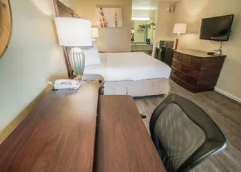 Days Inn by Wyndham Fort Walton Beach hotel thumbnail 8