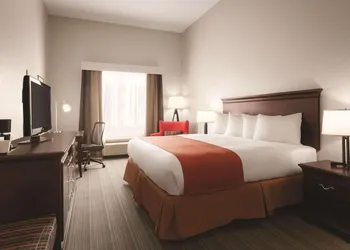 Country Inn & Suites by Radisson, St. Petersburg - Clearwater, FL hotel thumbnail 7