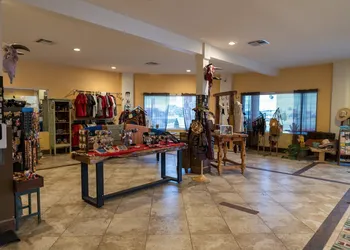 The Classic Desert Aire Hotel hotel thumbnail 2