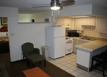The Classic Desert Aire Hotel hotel thumbnail 7