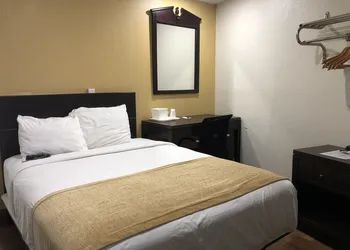 Ocean Reef Hotel hotel thumbnail 3
