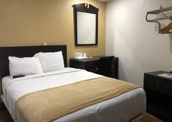 Ocean Reef Hotel hotel thumbnail 3