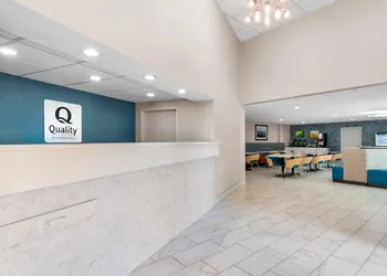 Quality Inn Chattanooga Hamilton Place hotel thumbnail 3