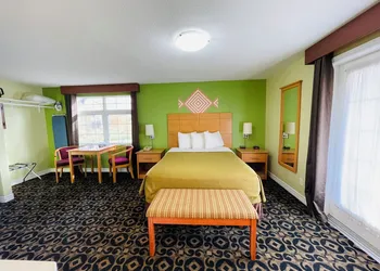 North Bay Inn hotel thumbnail 5