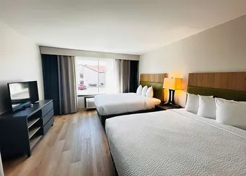 Radiant Inn & Suites hotel thumbnail 7