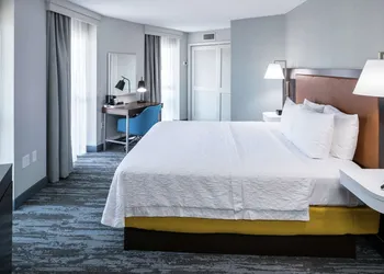 Hampton Inn & Suites Memphis-Beale Street hotel thumbnail 7