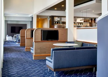 Courtyard by Marriott Memphis Airport hotel thumbnail 2