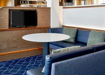 Courtyard by Marriott Memphis Airport hotel thumbnail 4