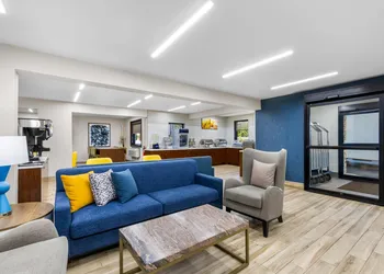 Comfort Inn Nashville West hotel thumbnail 6