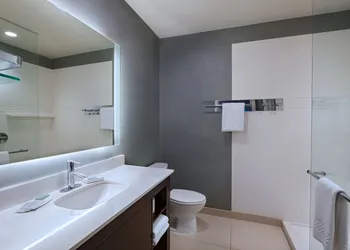 Residence Inn by Marriott Omaha Aksarben Village hotel thumbnail 7