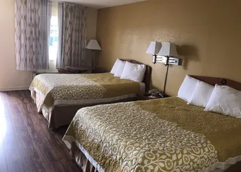 Days Inn by Wyndham Clarksville TN hotel thumbnail 6