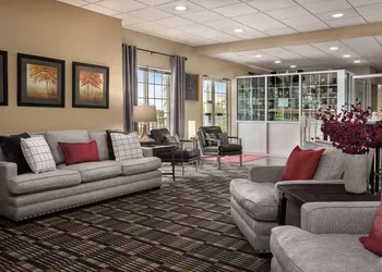 Ramada by Wyndham Pigeon Forge North hotel thumbnail 2