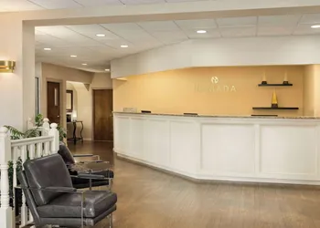 Ramada by Wyndham Pigeon Forge North hotel thumbnail 3