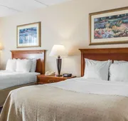 Clarion Hotel & Conference Center Ronkonkoma MacArthur Airport hotel detail image 7