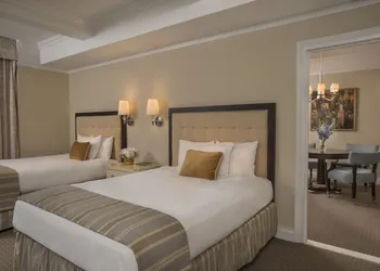 Warwick New York hotel thumbnail 5