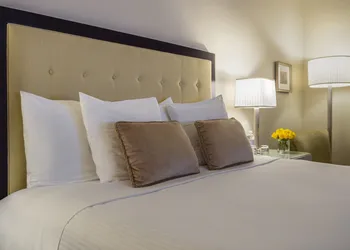 Warwick New York hotel thumbnail 7