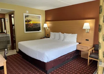 Serenity Inn hotel thumbnail 3