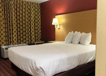 Serenity Inn hotel thumbnail 7