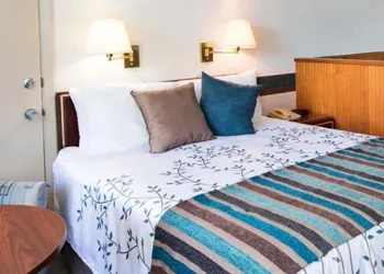 Highland Manor Inn hotel thumbnail 7