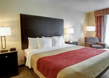 Comfort Inn & Suites Amarillo West Near Medical Center hotel thumbnail 8