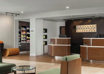 Courtyard by Marriott Dallas-Fort Worth/Bedford hotel thumbnail 2
