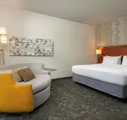 Courtyard by Marriott Dallas-Fort Worth/Bedford hotel detail image 5