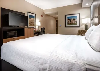 Best Western Premier Bryan College Station hotel thumbnail 7