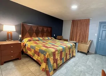 Arrowhead Motel hotel thumbnail 3