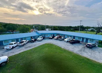 Arrowhead Motel hotel thumbnail 7