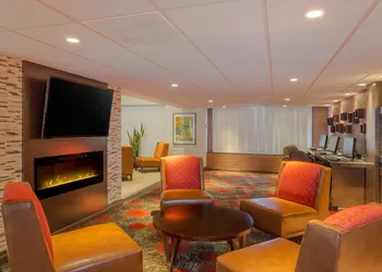 Embassy Suites by Hilton Piscataway Somerset hotel thumbnail 7
