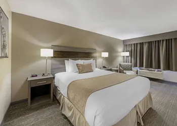 Best Western Plus Executive Inn hotel thumbnail 8
