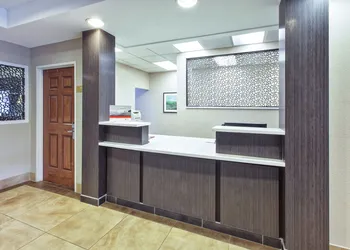 Candlewood Suites Indianapolis Airport by IHG hotel thumbnail 3