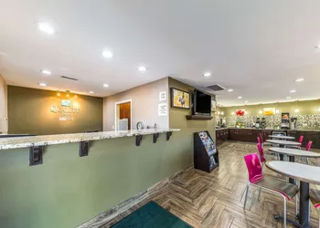 Quality Inn Glenpool - Tulsa hotel thumbnail 3