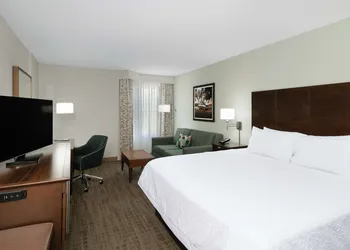 Hampton Inn & Suites Nashville/Franklin (Cool Springs) hotel thumbnail 4