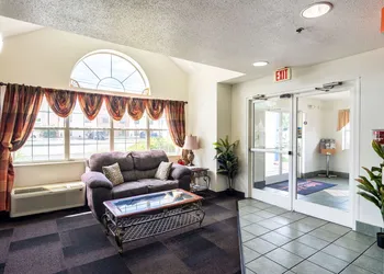 Motel 6 Chattanooga, TN - Downtown hotel thumbnail 4