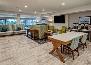Hampton Inn Cardiff Beach Encinitas, CA Near Del Mar hotel thumbnail 2