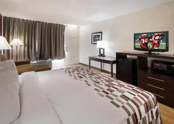 Horizon Inn & Suites hotel thumbnail 5