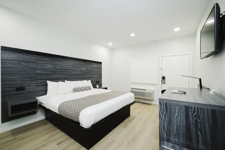 Sapphire Inn and Suites hotel detail image 6